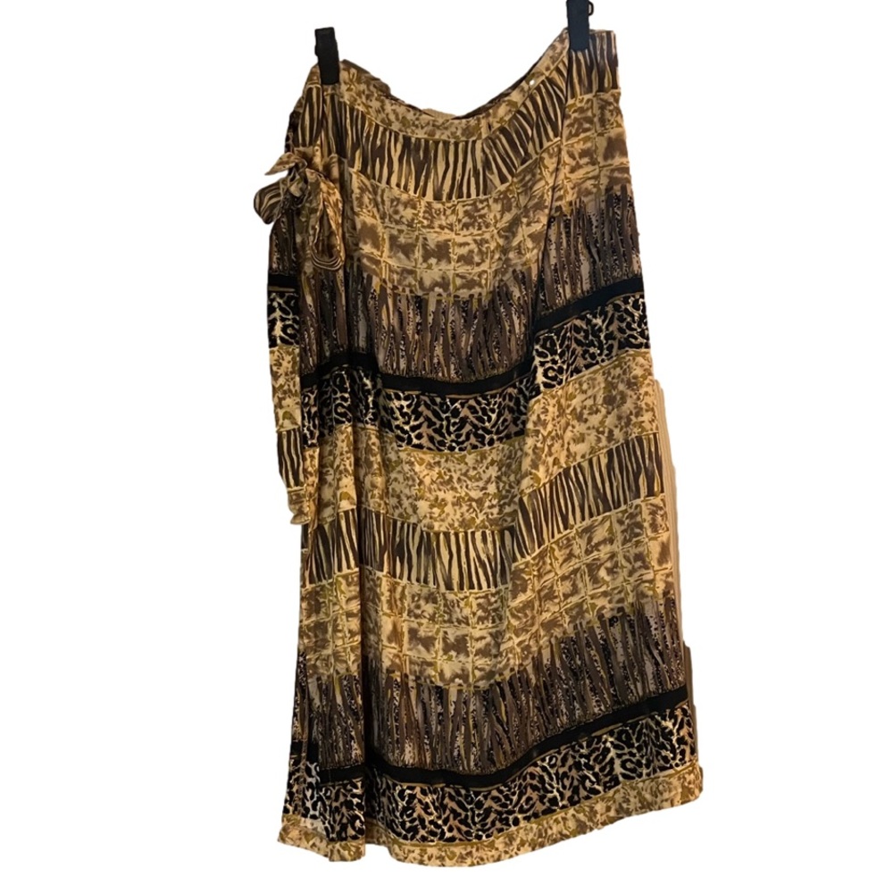 La Palapa womens wrap skirt sarong size L Aztec animal print 3/4 length coverup - Picture 2 of 9